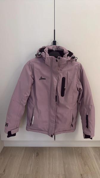 Одежда ( куртка для девочки)