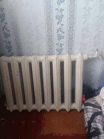 Батарея отопления чугунная