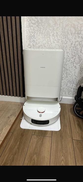 Продам робот пылесос