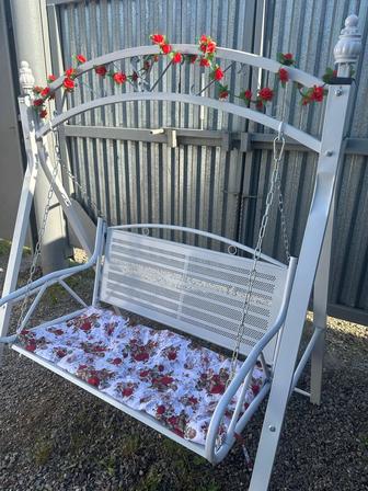 Качеля для детей и взрослых в продаже