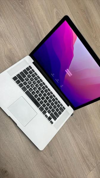 MacBook Pro 15 2015 год