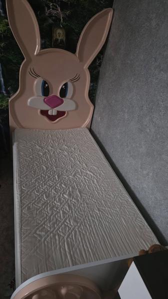 Детский кровать