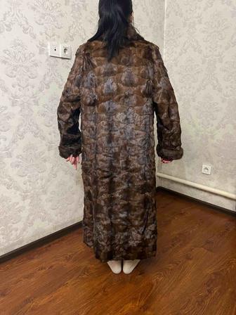 Шуба для женщин 46-48 размера