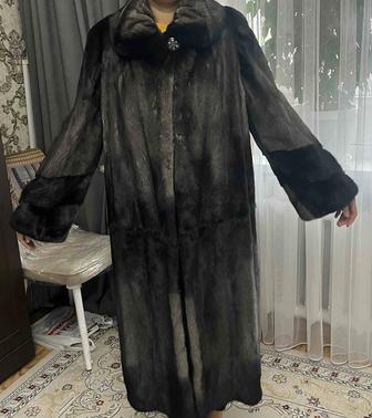 Продается норковая шуба в идеальном состоянии