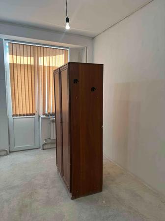 Шкаф. 190х80х52. Натуральный состав. Очень качетсвенный и вместительный