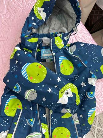 Продам куртку для мальчика