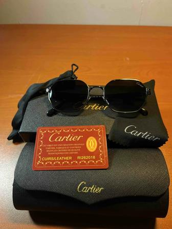 Очки Cartier оригинал черные солнцезащитные
