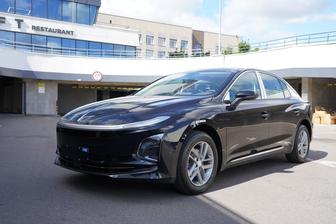 Аренда авто с выкупом. Новый Honqgi E-QM5. 2025