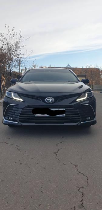 Аренда Toyota CAMRY 75 2023г.в