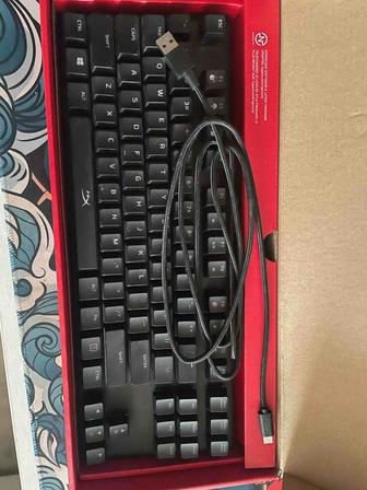 Продам клавиатуру hyper x