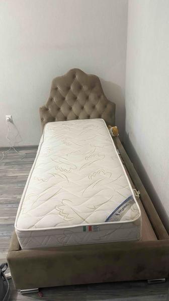 Продам кровать