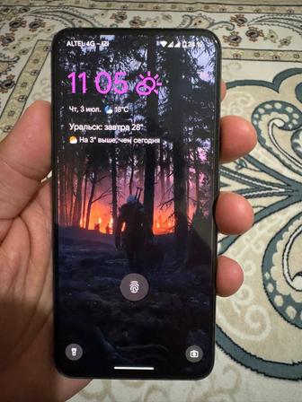 Продам Pixel 8