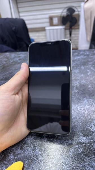 Iphone 11 pro max 64 gb