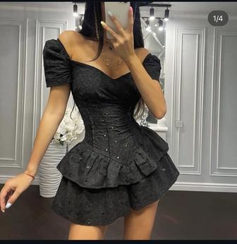 Новое платье-комбинезон М размер