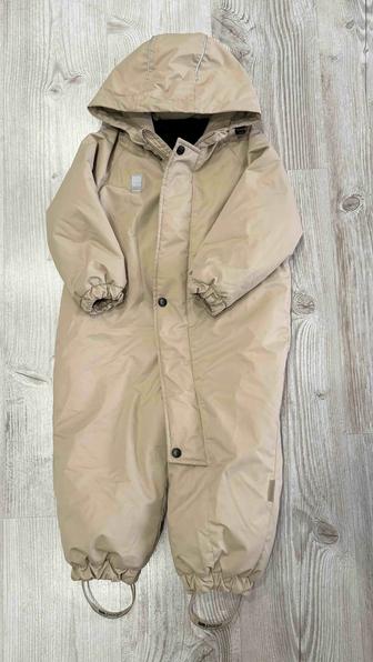 Продам демисезонный комбинезон