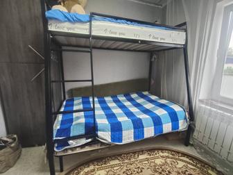 Продам двухярустную кровать