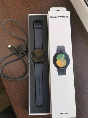 Продам Samsung galaxy watch 5 r900 40 mm