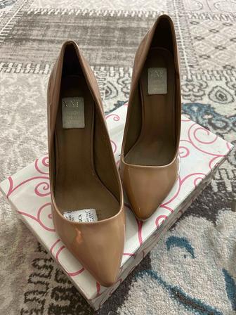 Продам каблуки новые