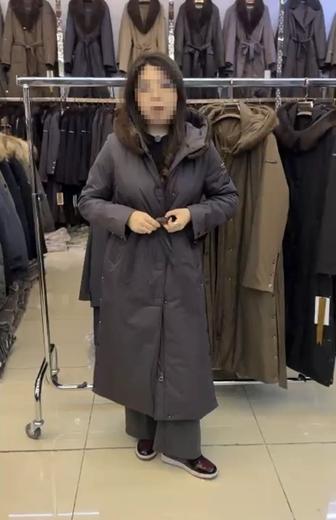 Raffaello куртка зимняя новая