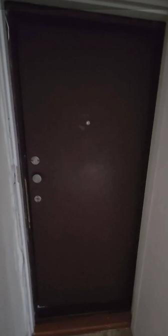 Дверь, железная, б/у