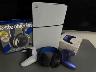 PS5 Slim Digital. Sony PlayStaion два джойстика