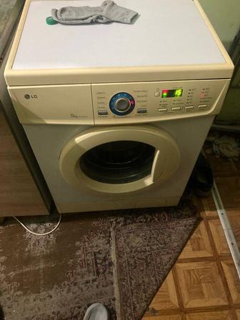 Продам стиральную машинку