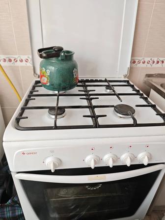 Продам газовую плиту Gefest (с духовкой)