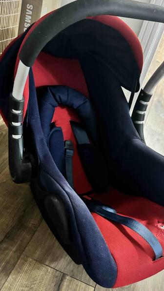 Автокресло для ребенка