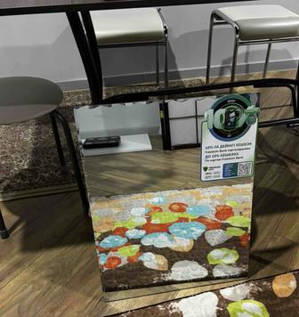 Зеркало 4560 с отличном состоянии без осколов и царапин