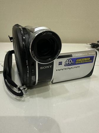 Видеокамера Sony DCR-DVD610E