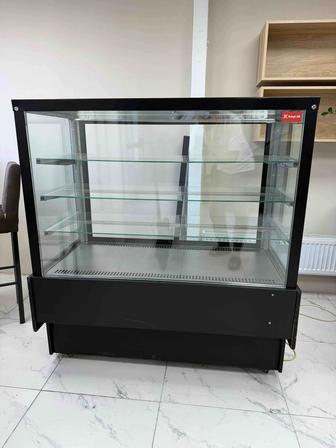 Холодильная витрина AISBERG CUBE LUX 130 черный