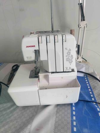 Оверлок janome samurai 1000