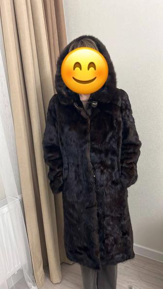 Продам норковую шубу
