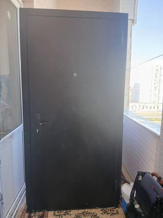 Продаёться Двер