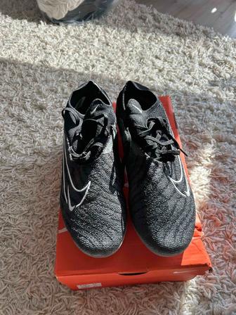 Бутсы Nike phantom Gx, новые, 40 размер