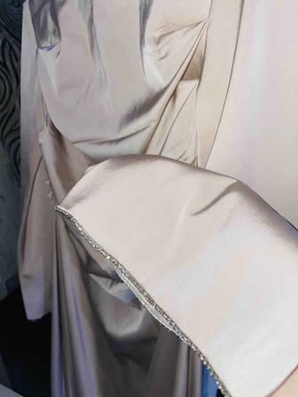 Продам вечернее платье