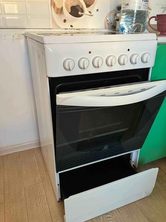 Плита INDESIT кухонная электрическая