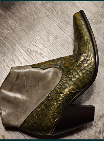 Ботинки Италия продам