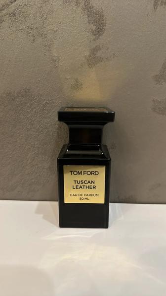 Tom Ford Tuscan Leather мужские духи