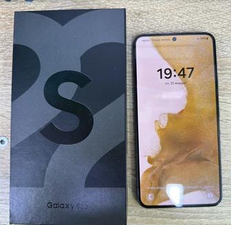 Продам телефон Samsung S22