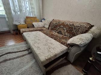 Диван