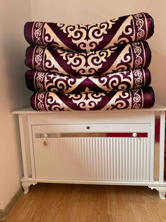 Сандық көрпеше сатылады