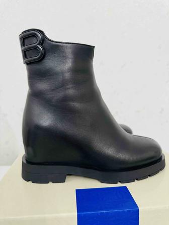 Женские зимние ботинки новые из натуральной кожи