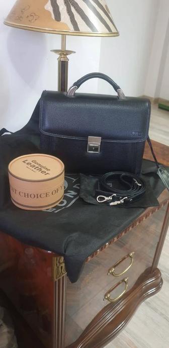 Продам новую кожанную барсетку bond non и ремень genuine leather