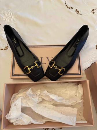 Балетки с металлической вставкой