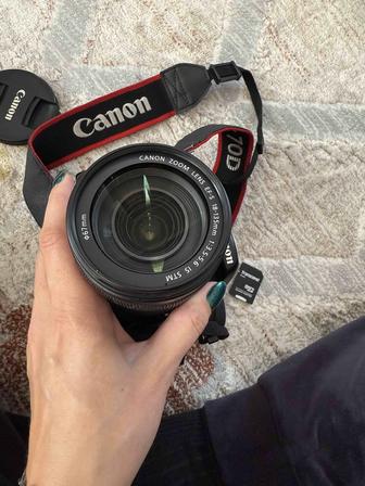 Продам фотоаппарат Canon D70