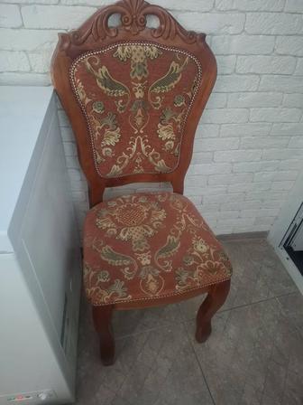 Стулья в отличном состоянии