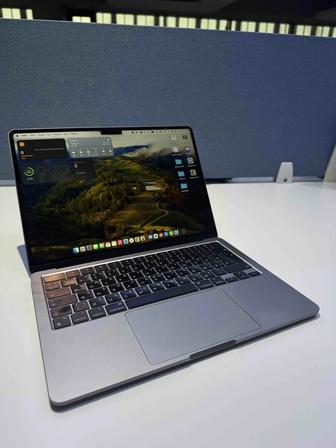 Macbook air M2 245ГБ