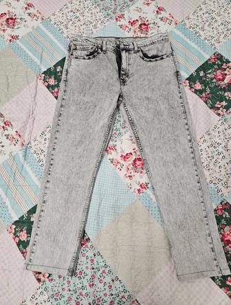 Джинсы женские Levis
