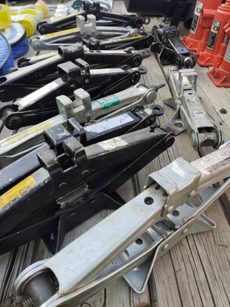 Ромбические домкраты оригинальные из Японии и ЮАР, Канада механический